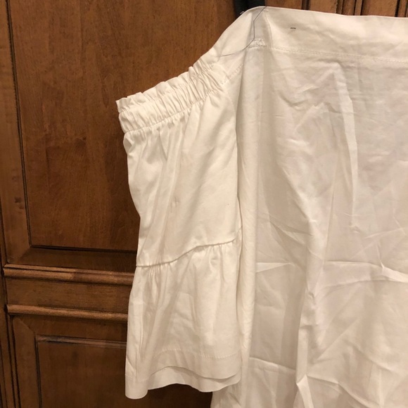 White off the shoulder dress - Picture 3 of 6